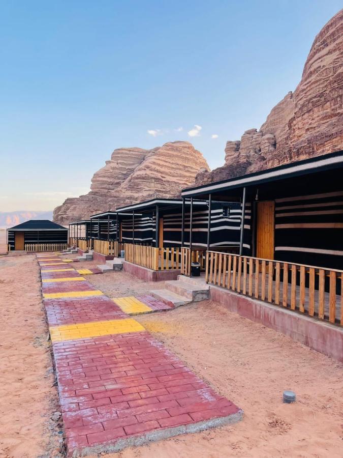 Salman Zwaidh Camp Hotel Wadi Rum Ngoại thất bức ảnh