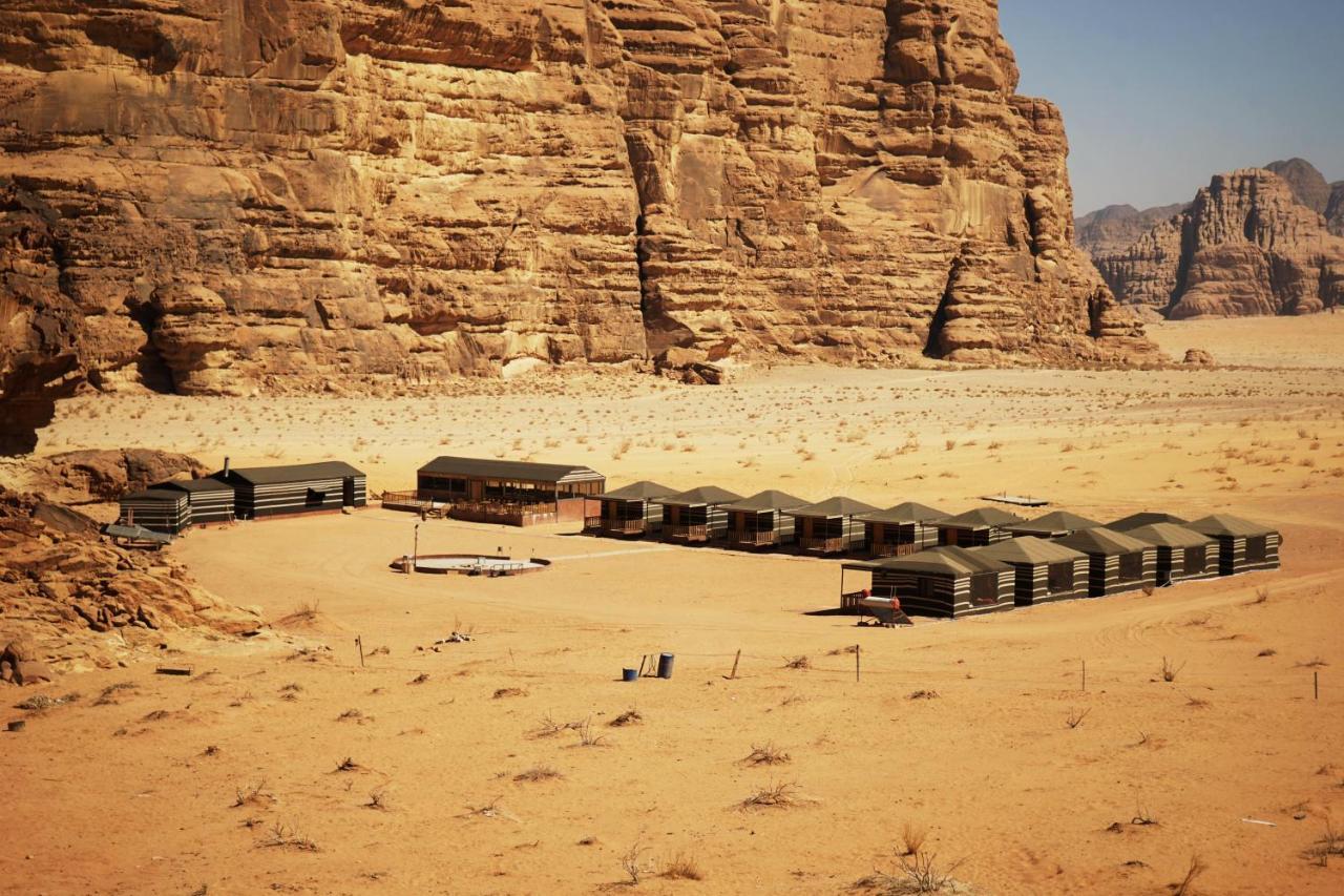 Salman Zwaidh Camp Hotel Wadi Rum Ngoại thất bức ảnh