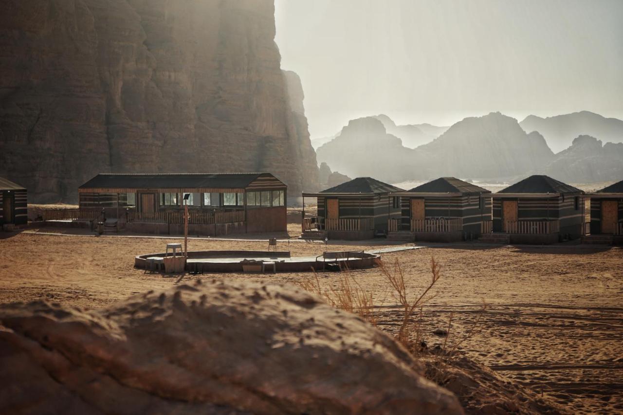 Salman Zwaidh Camp Hotel Wadi Rum Ngoại thất bức ảnh
