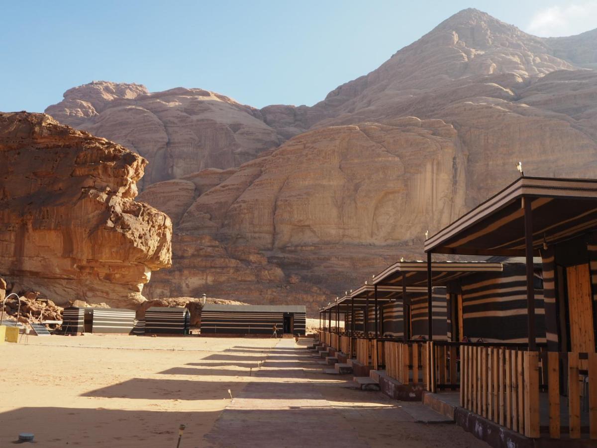 Salman Zwaidh Camp Hotel Wadi Rum Ngoại thất bức ảnh