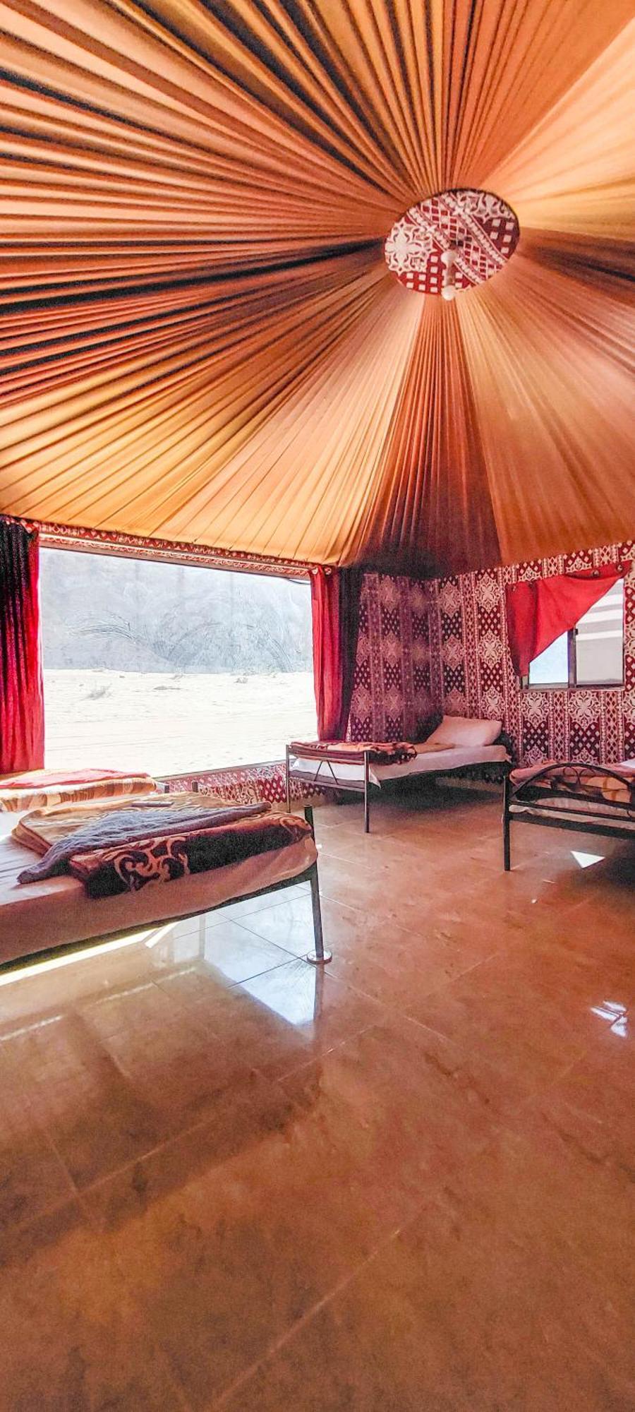 Salman Zwaidh Camp Hotel Wadi Rum Ngoại thất bức ảnh