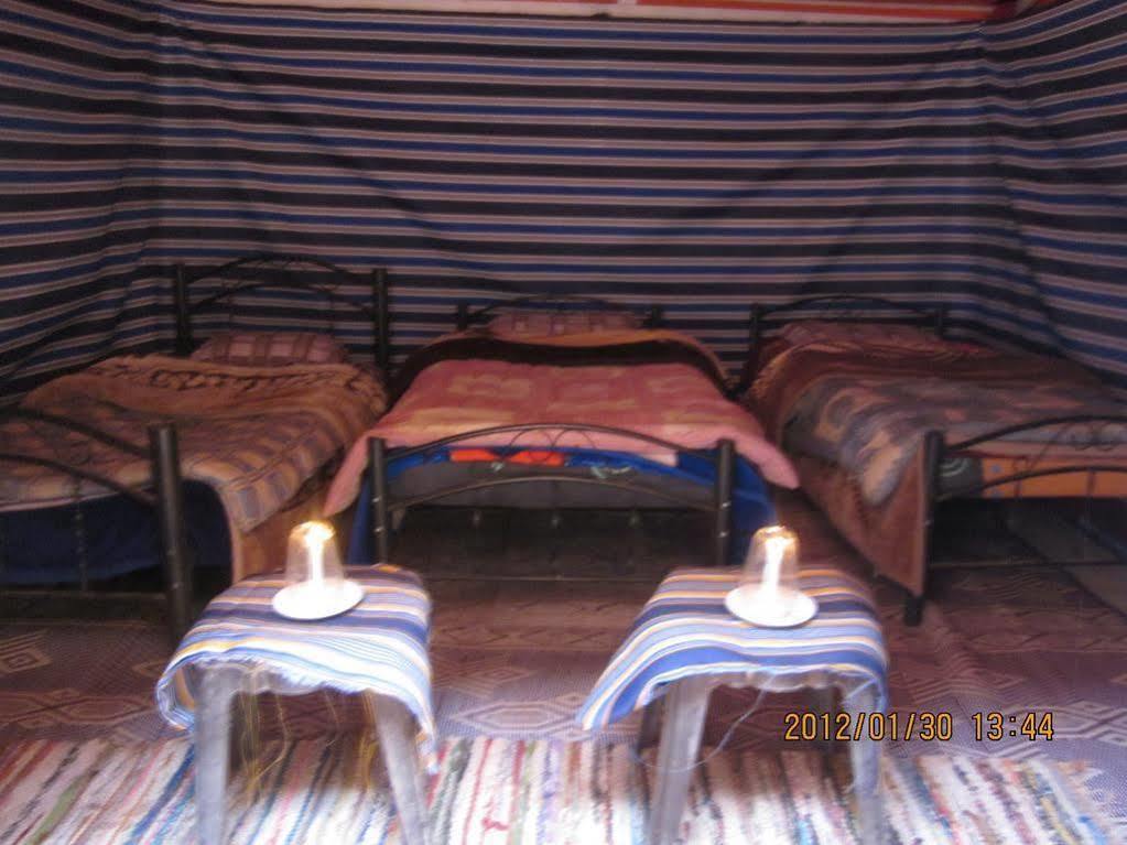 Salman Zwaidh Camp Hotel Wadi Rum Ngoại thất bức ảnh