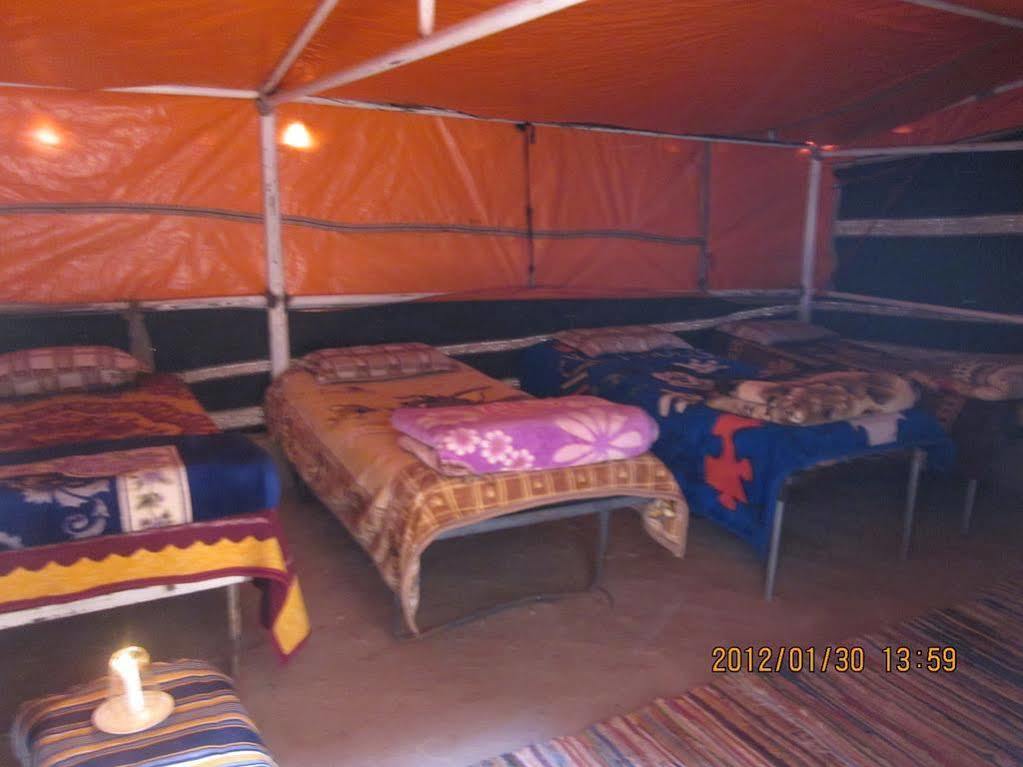 Salman Zwaidh Camp Hotel Wadi Rum Ngoại thất bức ảnh